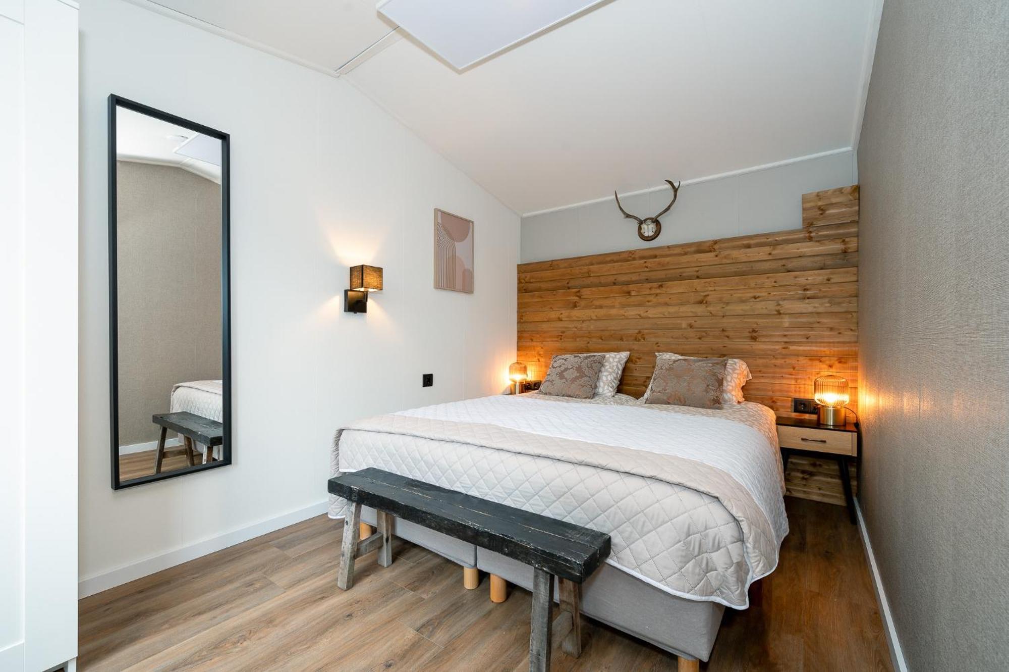 Hotel Chique Chalet Met Zicht Over De Weilanden Op De Veluwe Epe Exteriör bild
