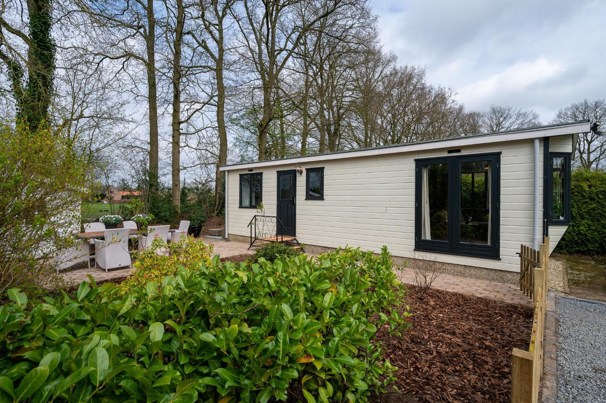 Hotel Chique Chalet Met Zicht Over De Weilanden Op De Veluwe Epe Exteriör bild